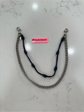 NWOT Coach Navy Blue Leather & Silver Chain Link Strap